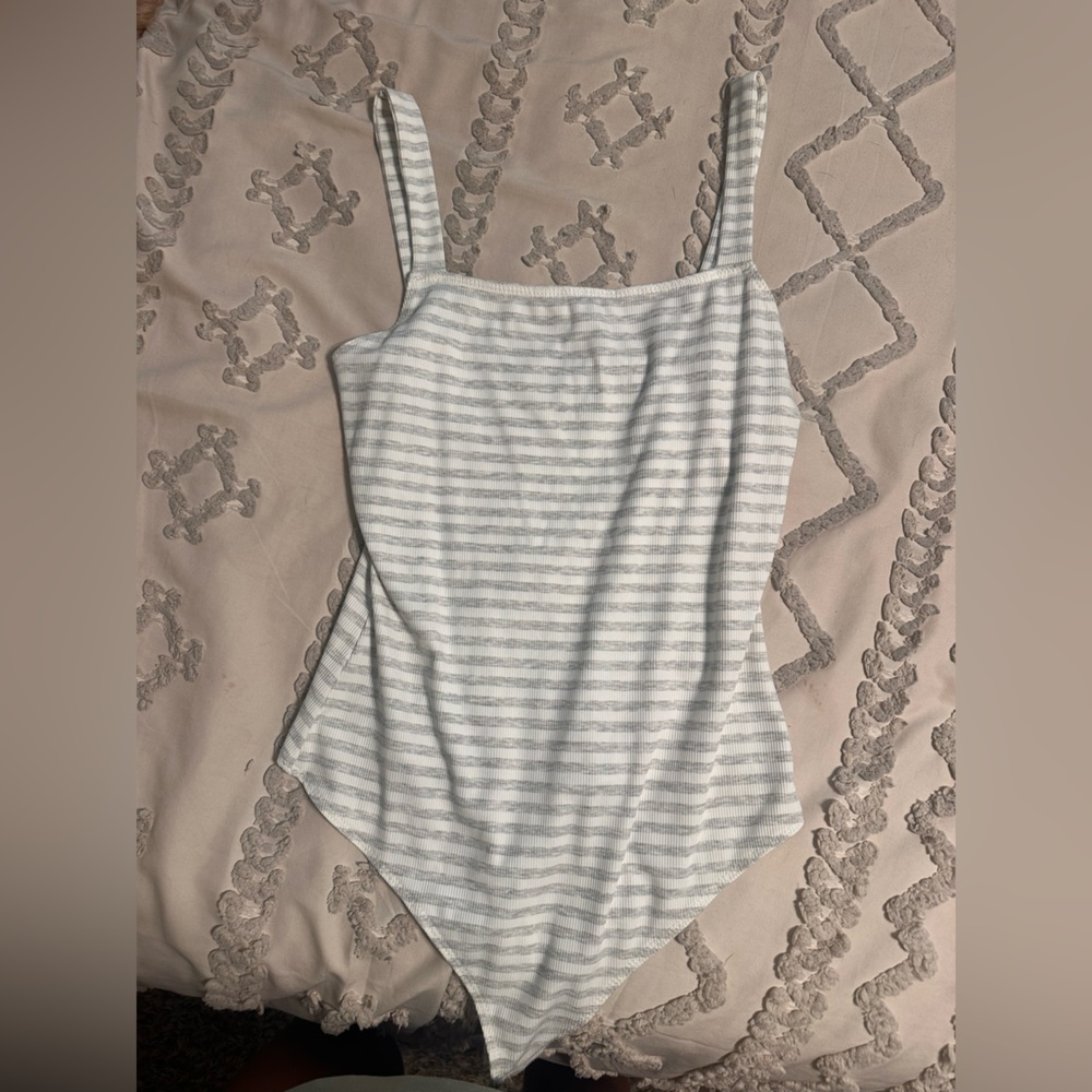 Lightweight stripe bodysuit M